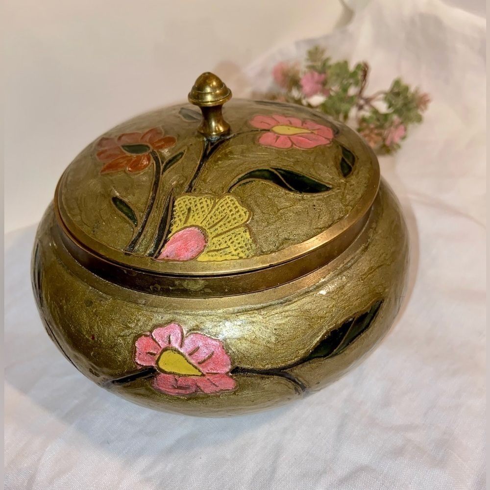 Vintage Brass enameled hand painted floral golden Bowl with lid - Picture 6 of 15